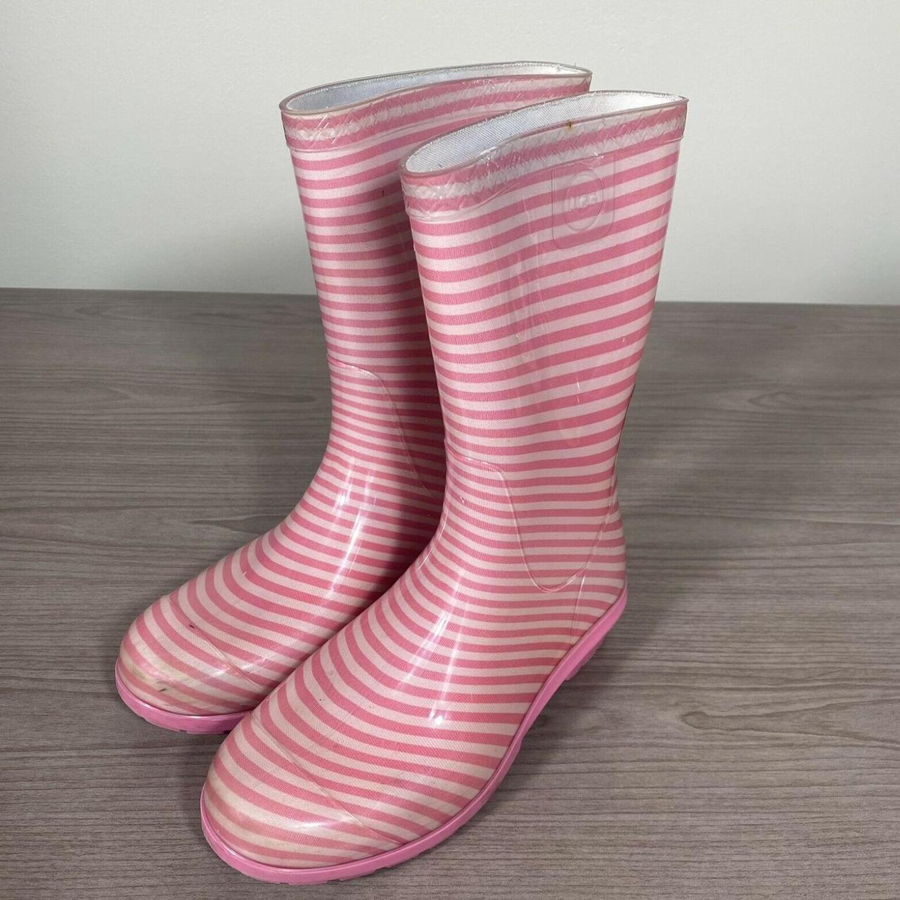 Ugg polka hotsell dot rain boots