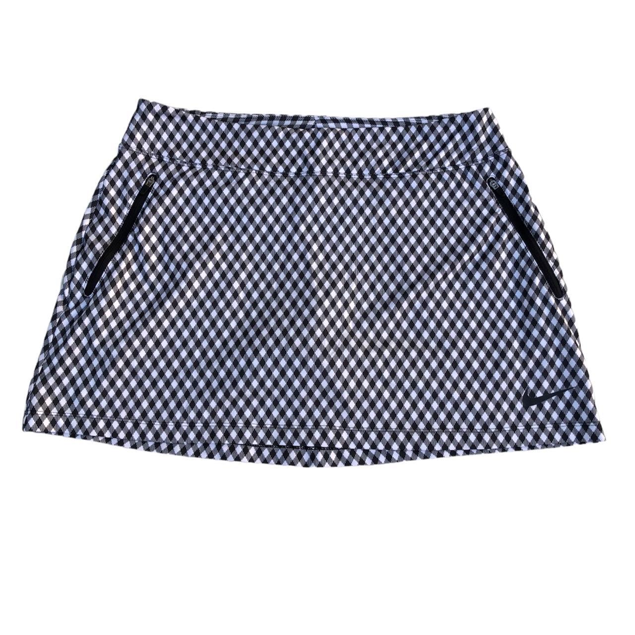 Black and white outlet checkered skirt nike