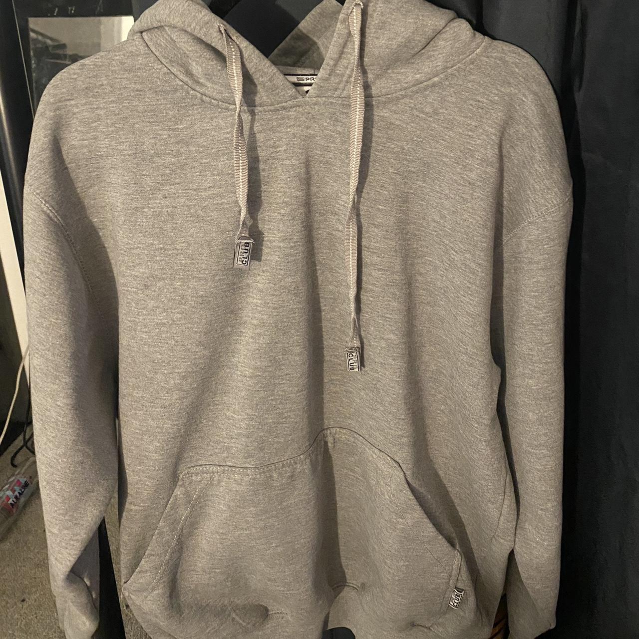 Pro club men’s hoodie size M - Depop