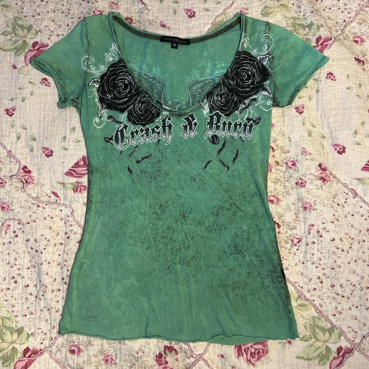 Brand Crash and burn Size small Pit to pit 16.5... Depop