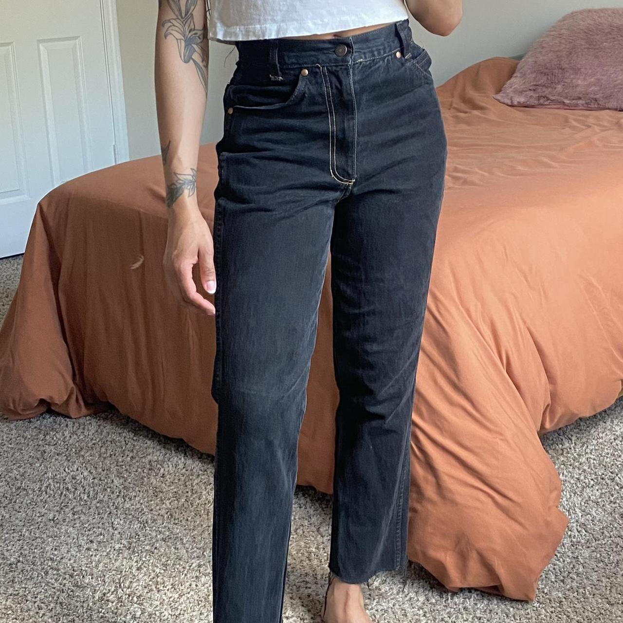 Vintage levis hotsell size 25