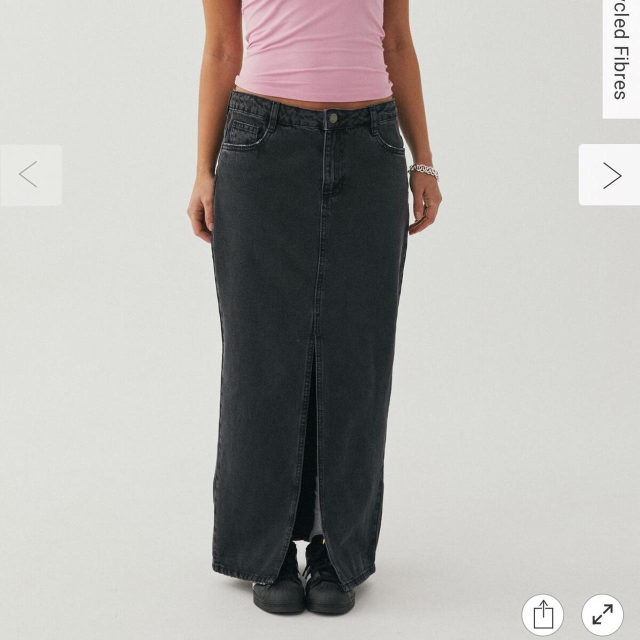 Denim Split Maxi Skirt Size 10 🌟Free Shipping On... - Depop