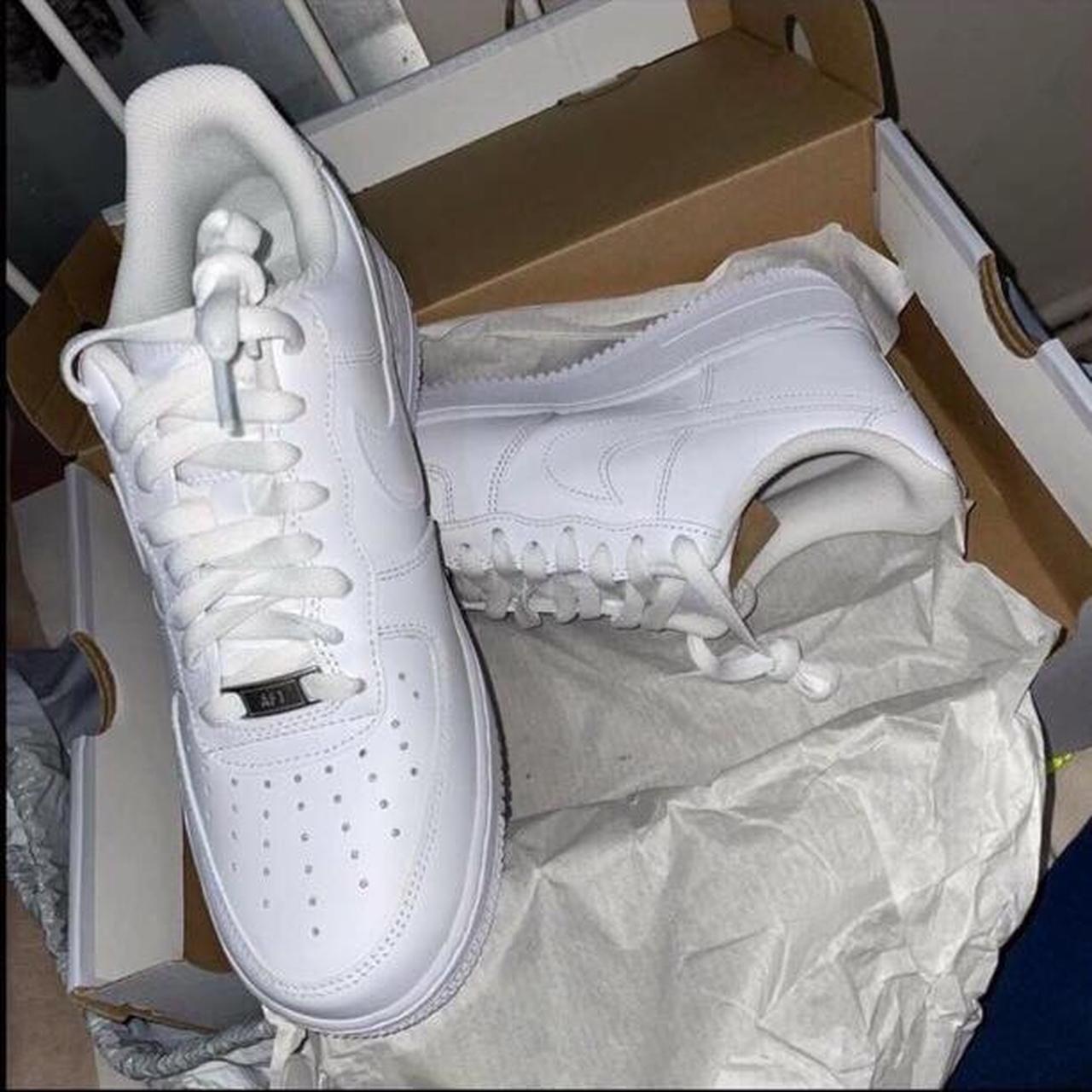 Nike Men's White Trainers | Depop