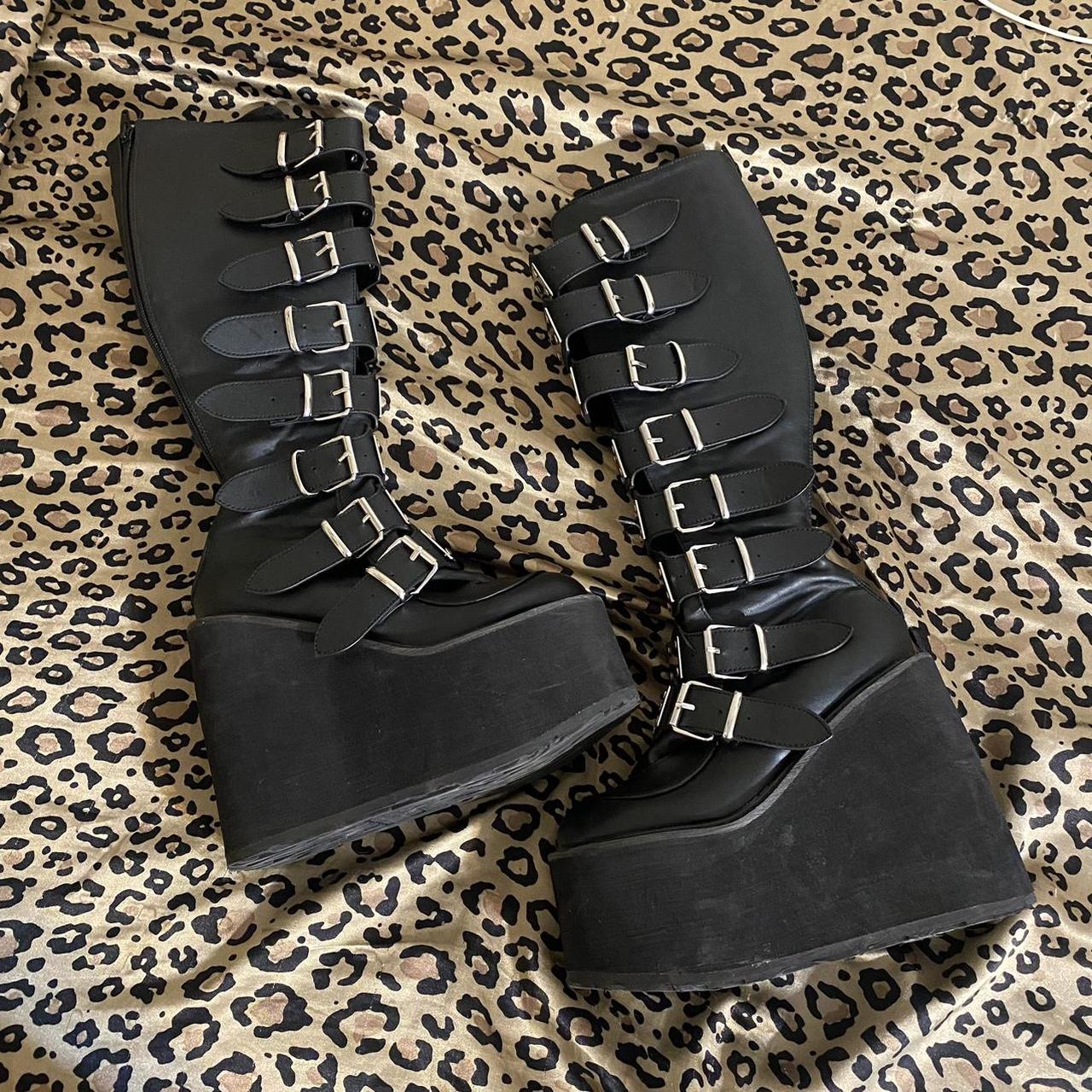 item listed by pswithlovee