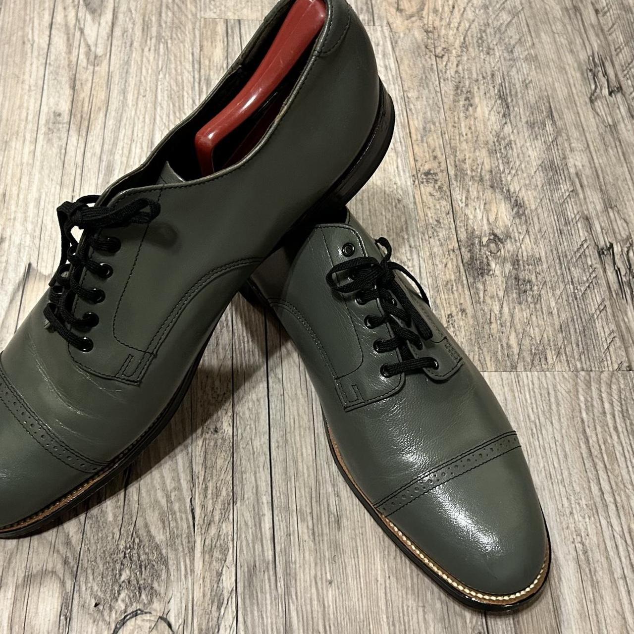VINTAGE STACY ADAMS DRESS SHOES, in