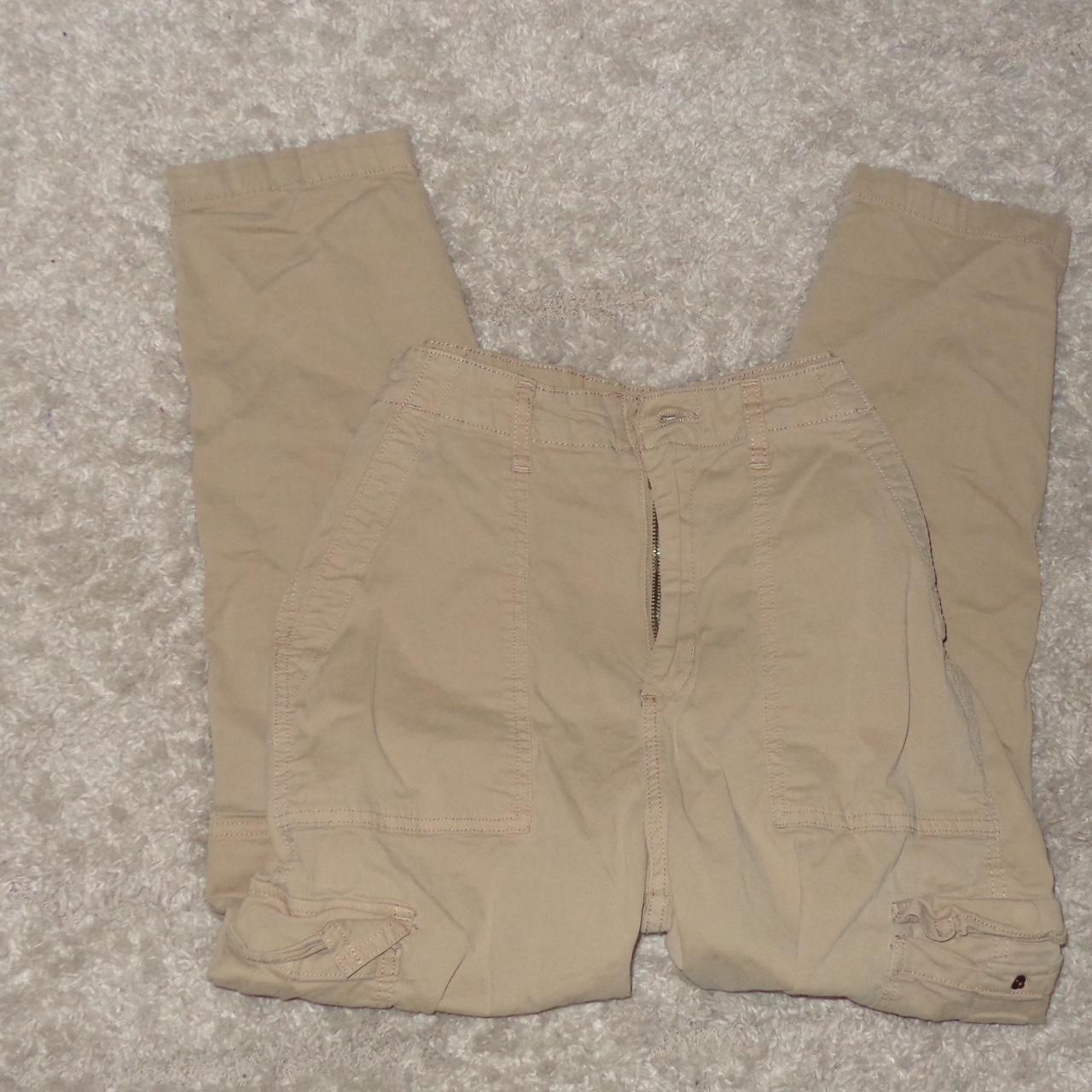 item listed by pinkthriftgod