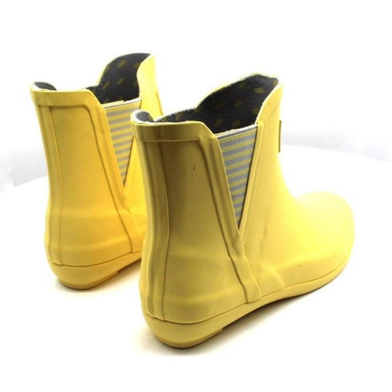 London Fog Women's Yellow Boots (4)