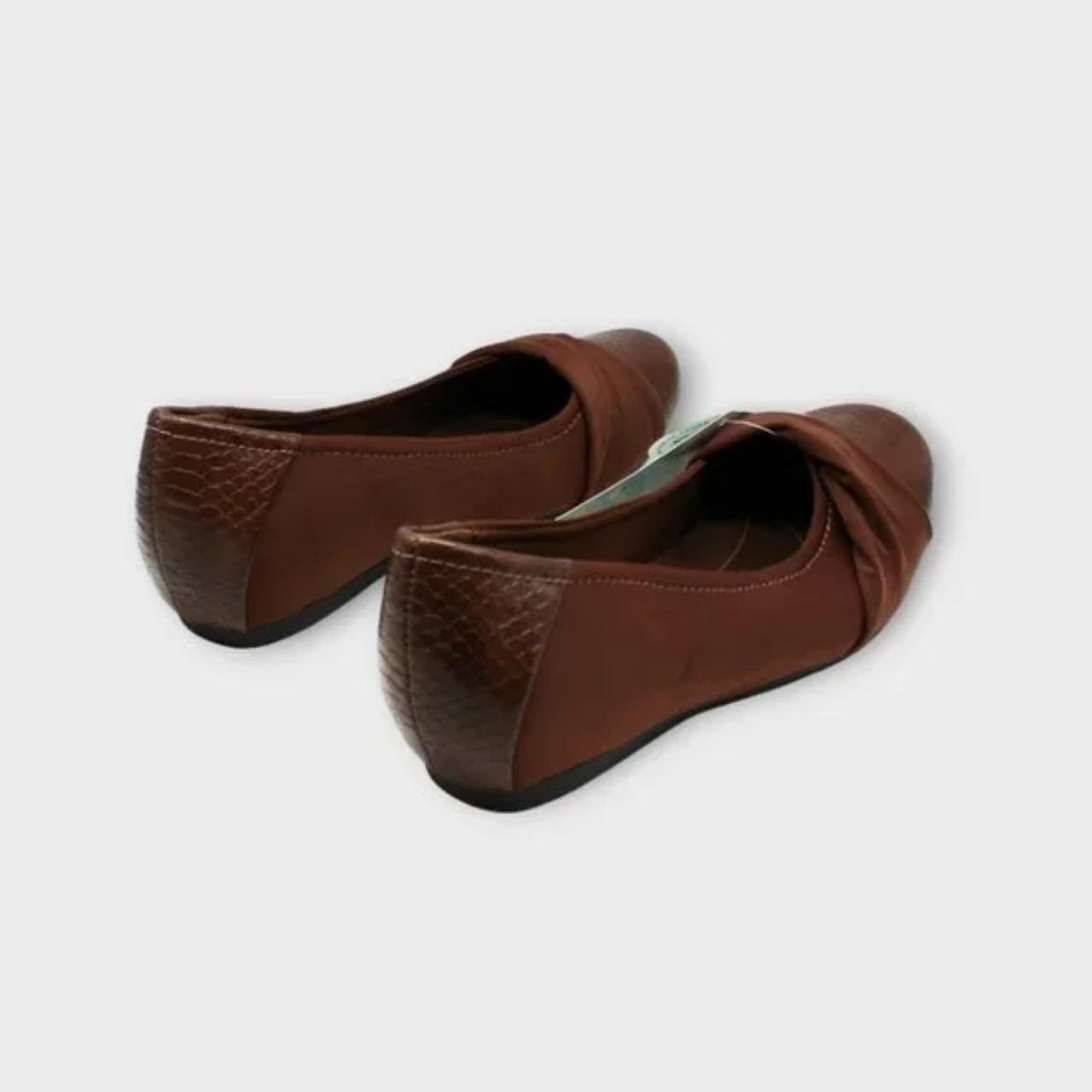 Baretraps mitsy store flats