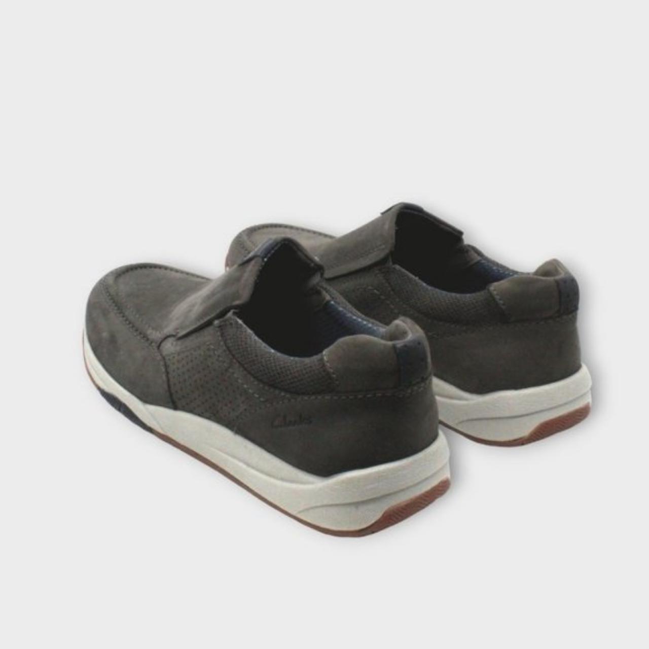 Clarks sneakers best sale mens grey