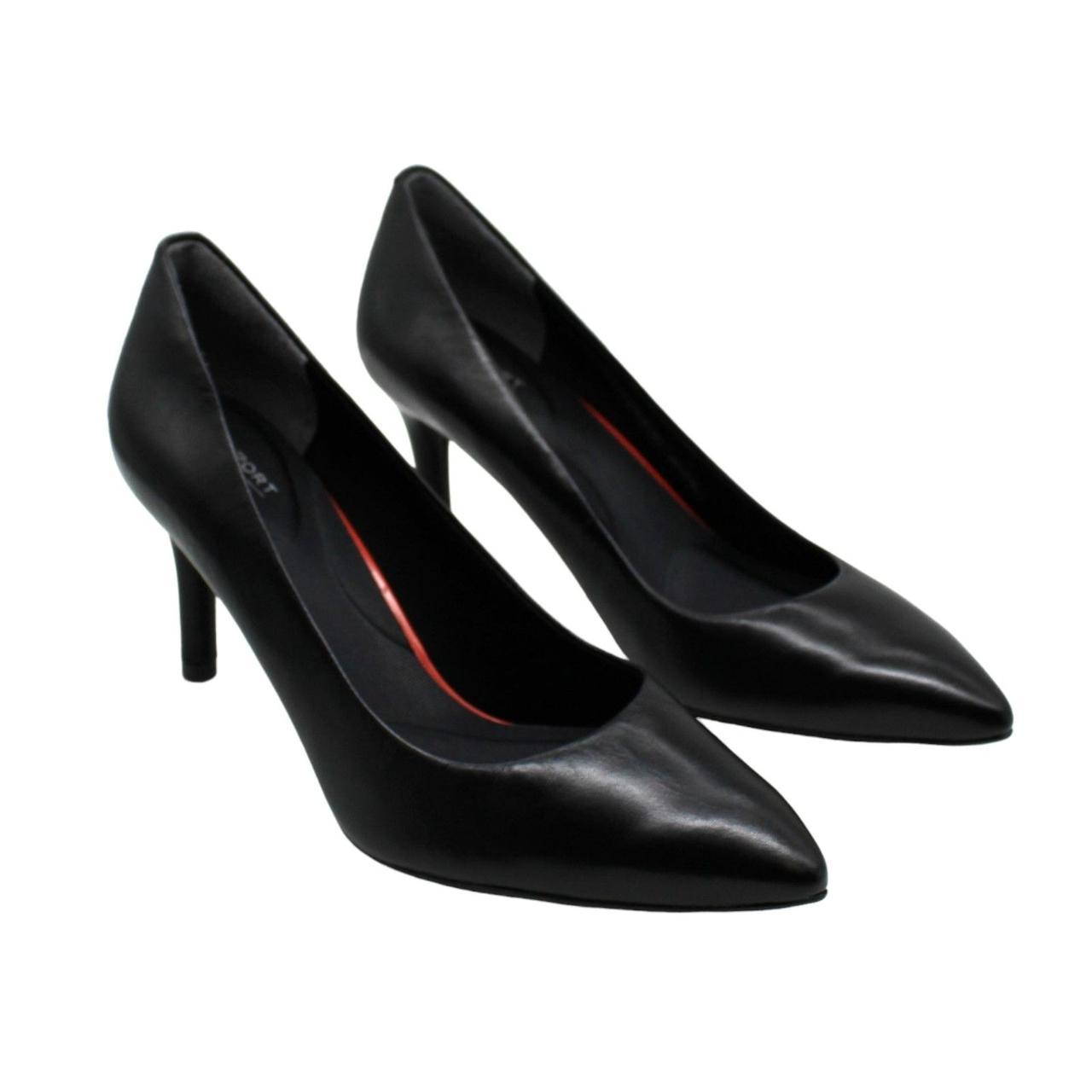 Rockport women black Pumps This styles runs large