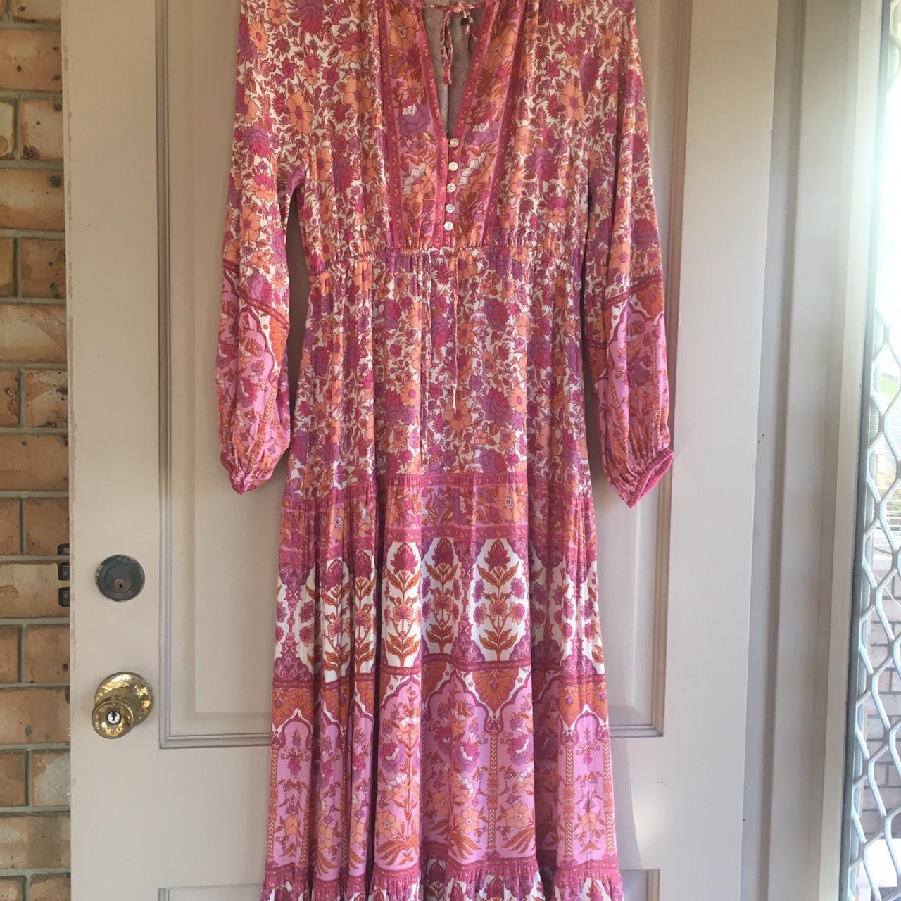 Arnhem Stella Midi Dress in Rosehip size 8... - Depop