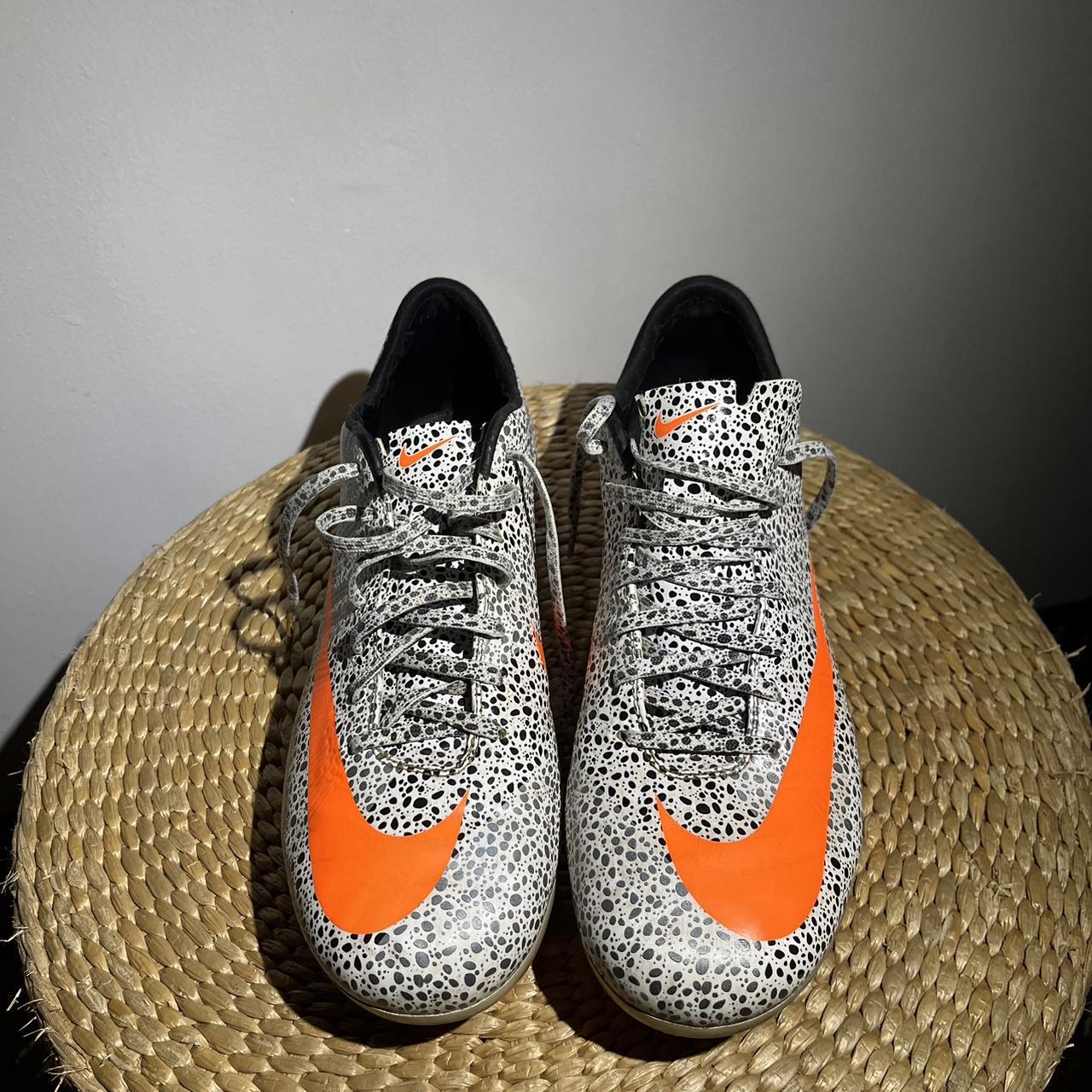 Nike store safari boots