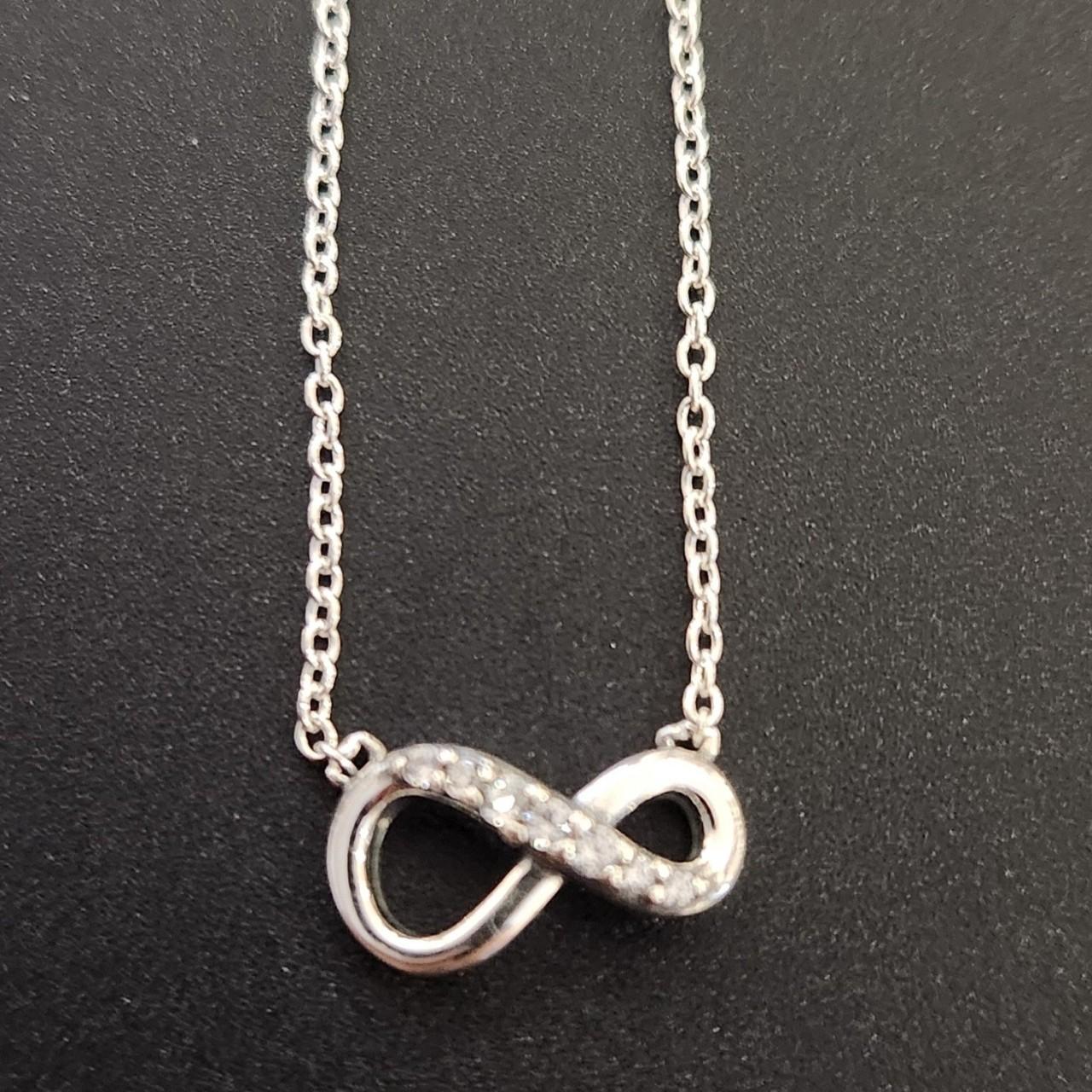 Pandora Sparkling Infinity Heart Collier Necklace, Women's Fashion, Jewelry  & Organisers, Necklaces on Carousell
