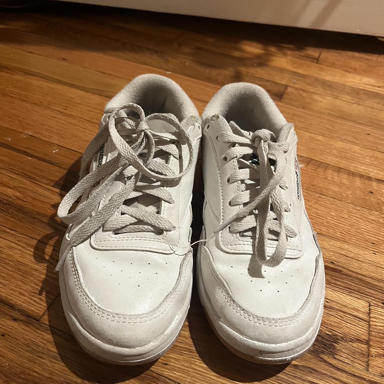 White rebocks women’s 7 - Depop