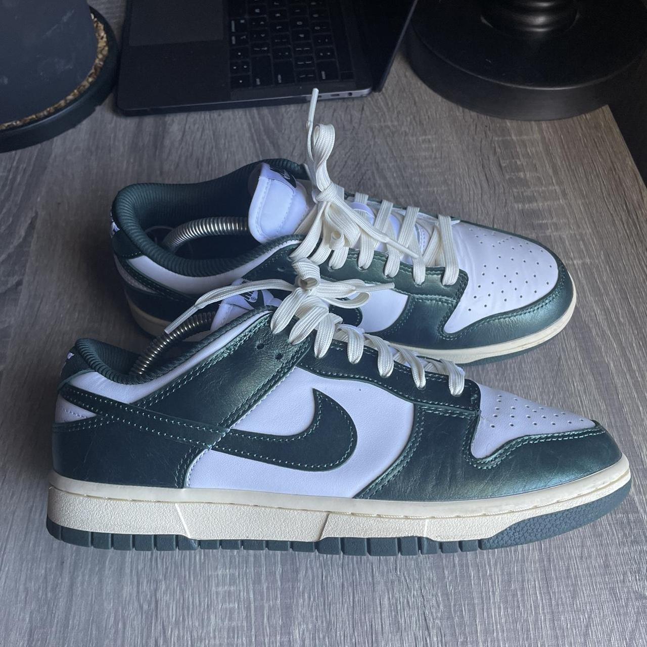 Nike Dunk Low Vintage Green🌴, Mens 8.5/Women’s 10,...