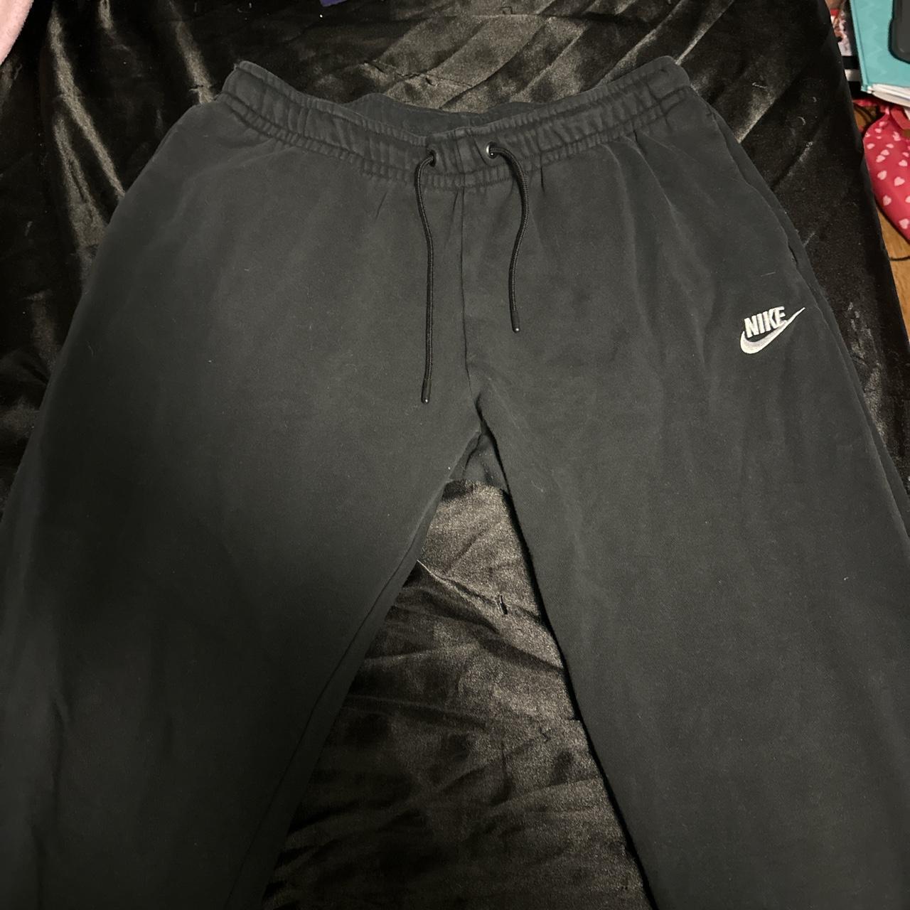 Black sweatpants-women - Depop