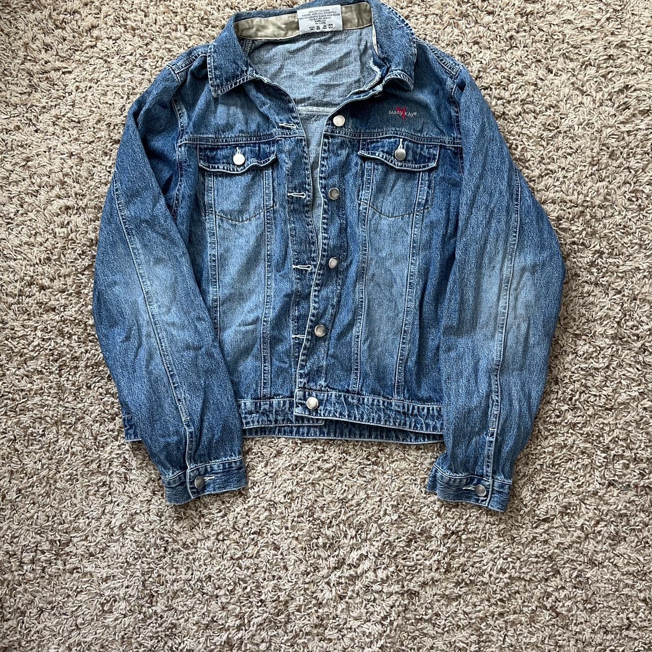 mary kay’s denim jacket, super cute medium wash - Depop