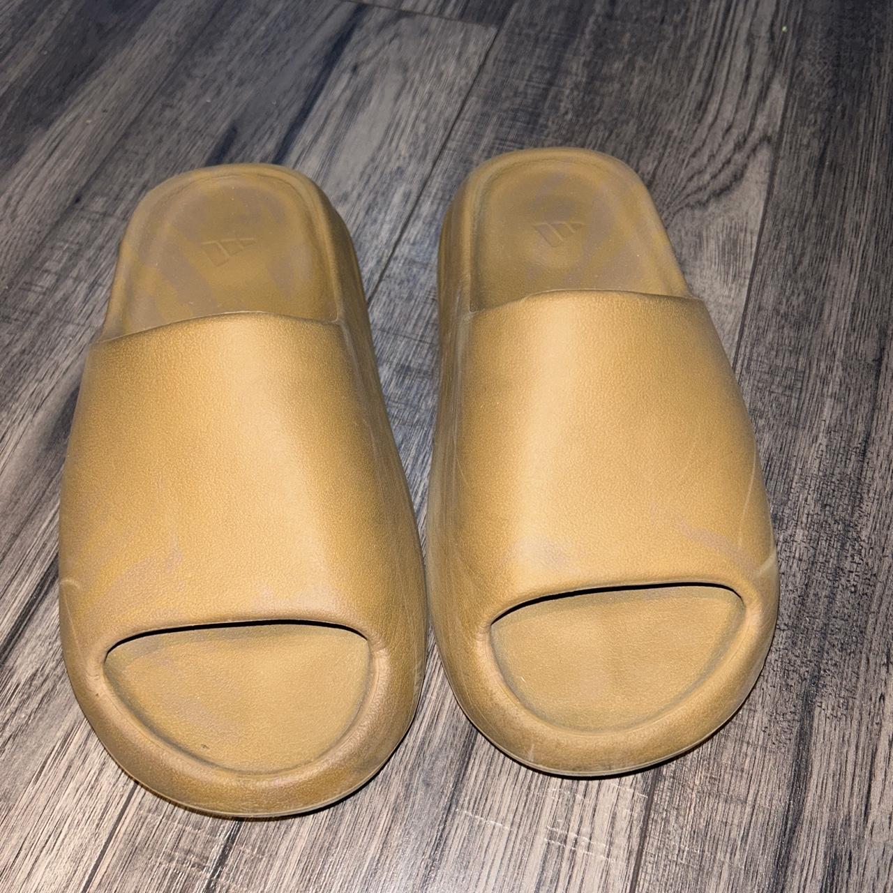 yeezys slides in store