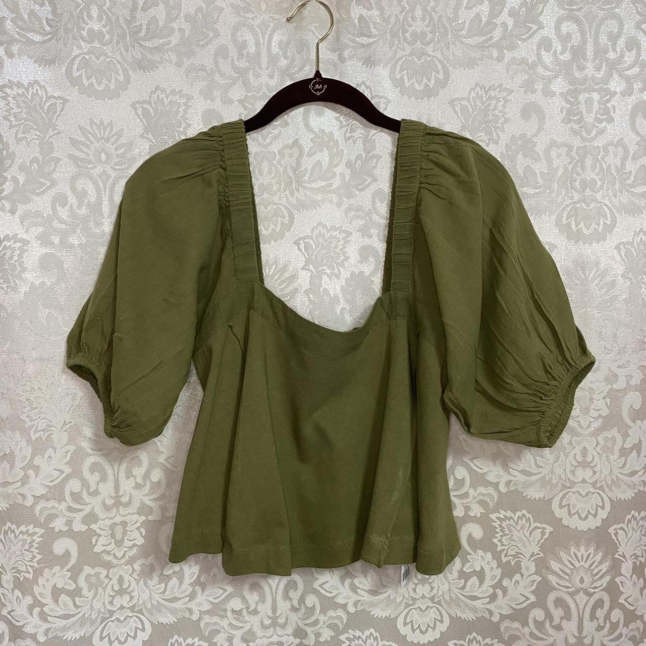 Urban Outfitters green puff sleeve crop top Tagged... - Depop