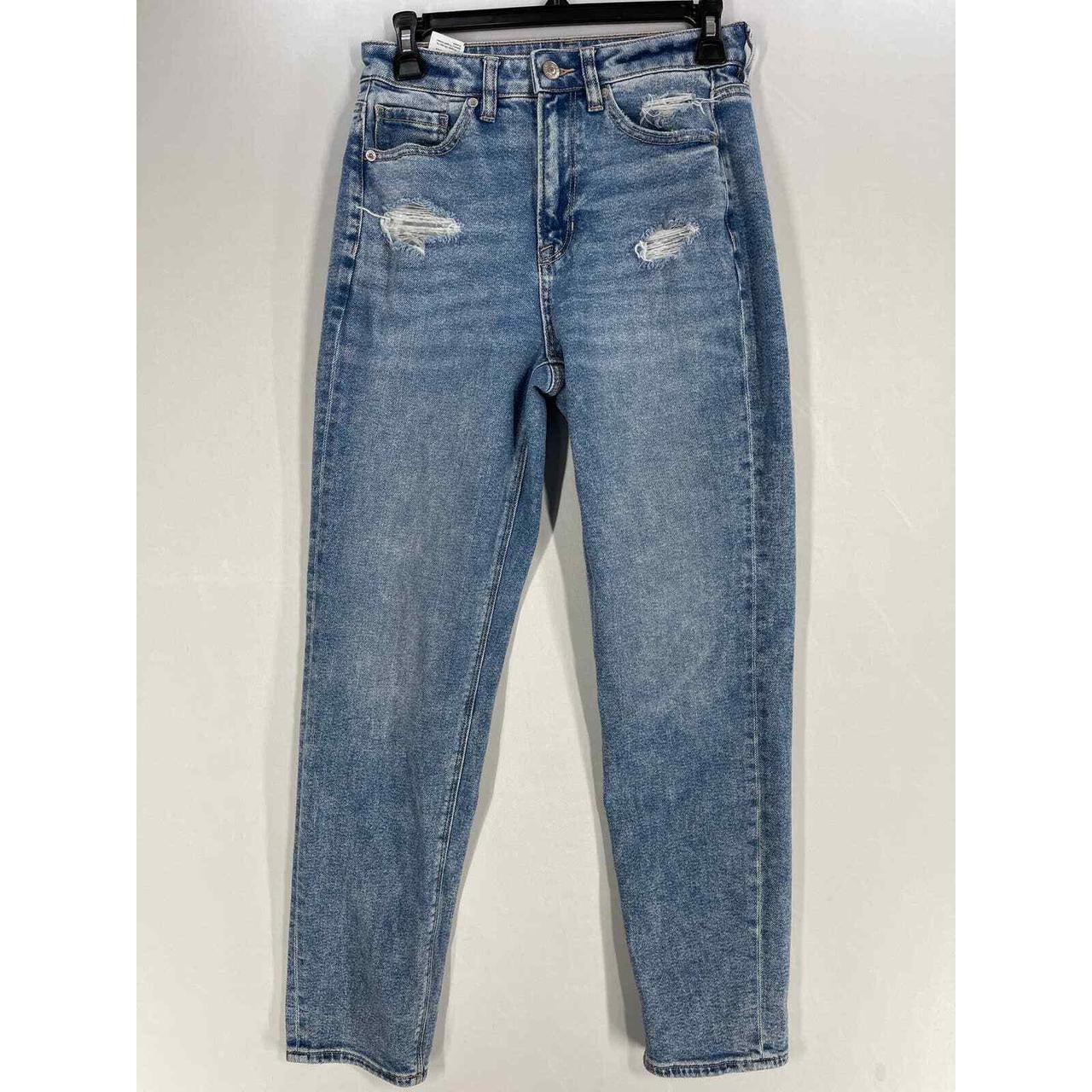 American Eagle Mom Jeans Size 4 Long High Rise... - Depop