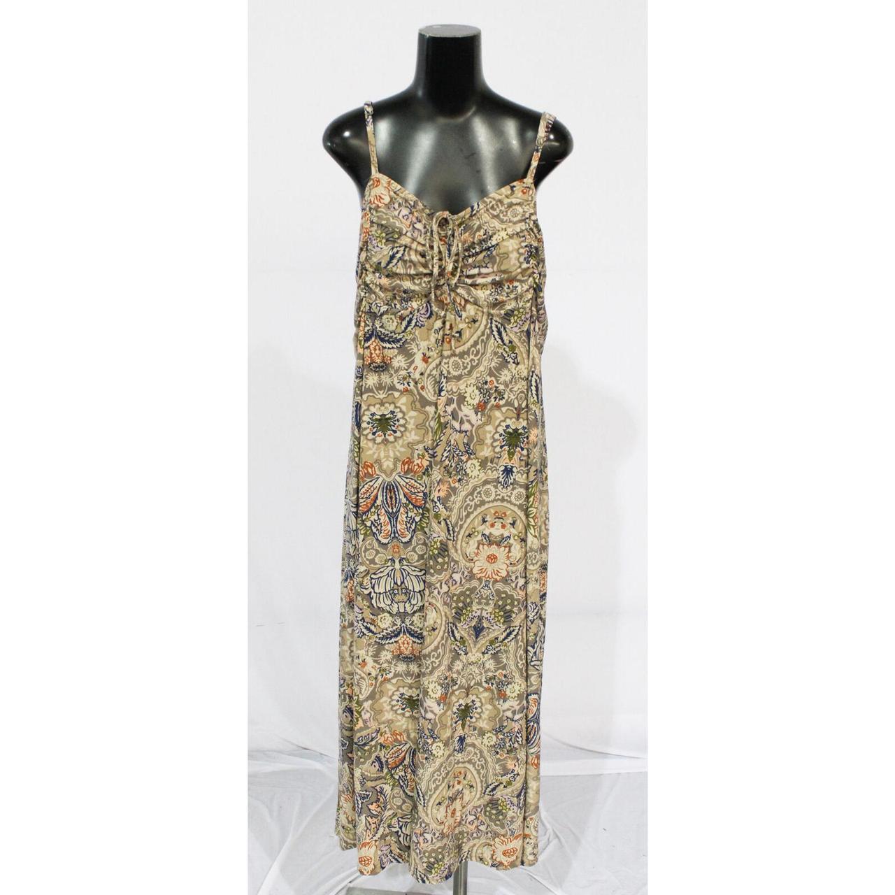 Black Tape Women's Plus Ruched Patterned Maxi Dress... - Depop