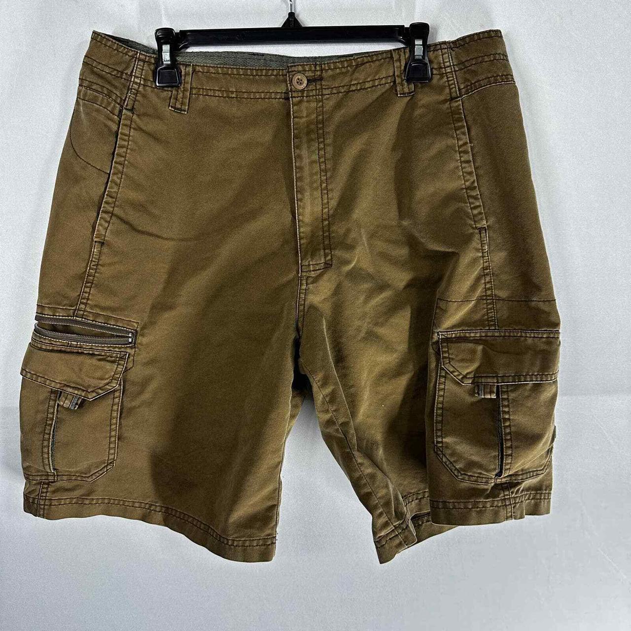 Reiz Men's Brown Shorts | Depop