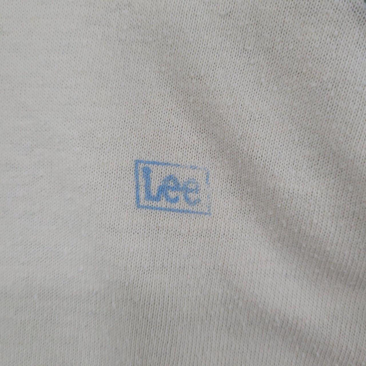 Lee Men's Blue T-shirt | Depop