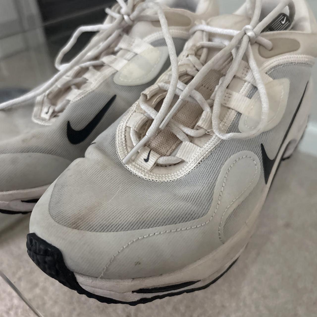 Women's Sneakers - Grey – These Nike Spark 'Phant… - image 5