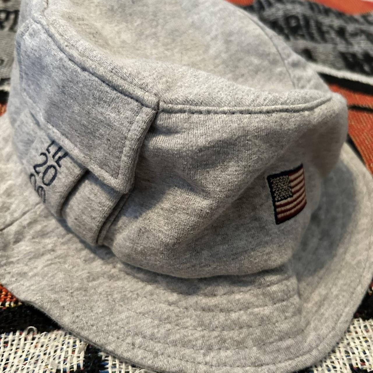 Liz Claiborne LIZ 2000 U.S.A. Pouch grey bucket hat... - Depop