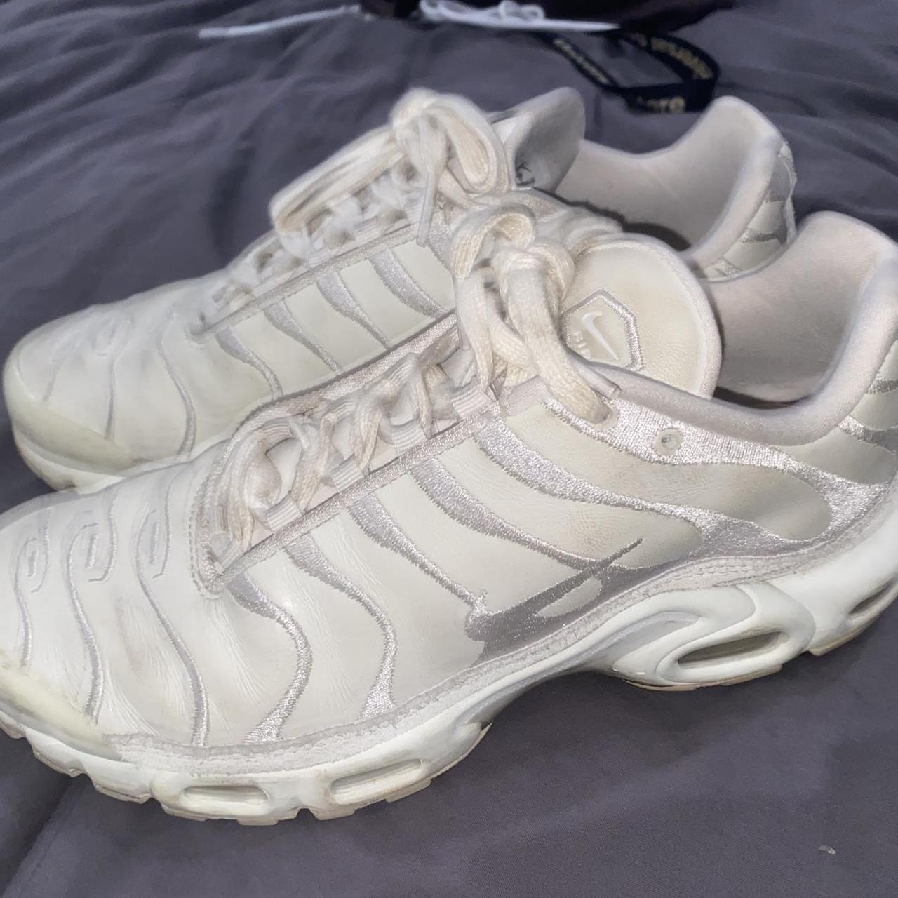 Nike TNs Off white/Cream colour Size US9/UK... - Depop