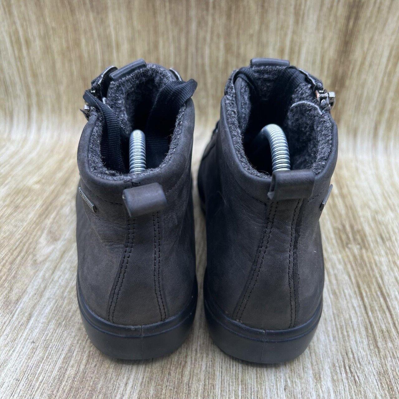 ECCO Soft 7 Tred Gore Tex Women s 7 EU 38 High Top. Depop