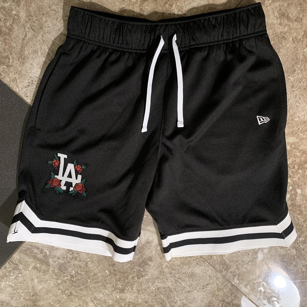 New Era Los Angeles Dodgers Rose Shorts Black