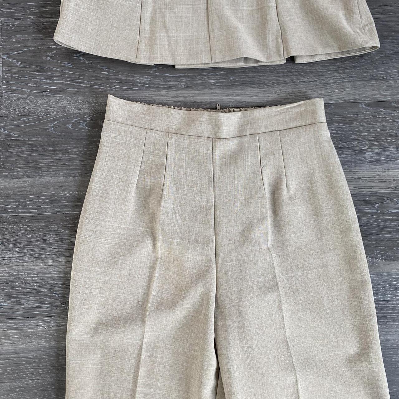 American Vintage Women's Tan and Cream Suit (3)