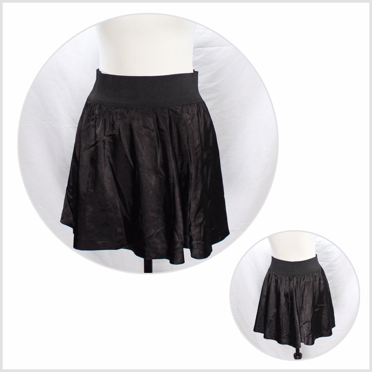 Black Sateen Mini Skirt Forever 21 Size Large... - Depop