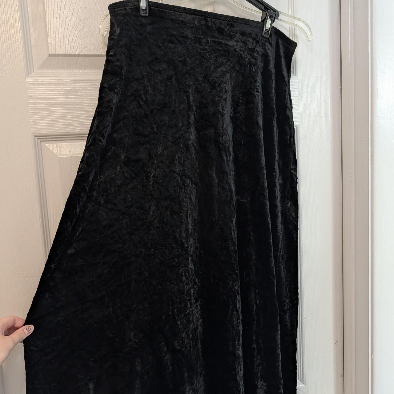 item listed by carmellasclothing