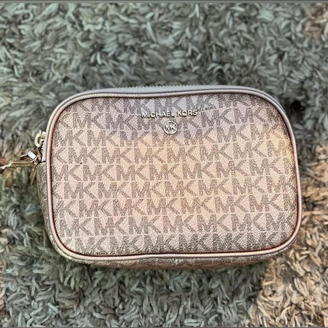 Michael Kors Wristlet - Depop