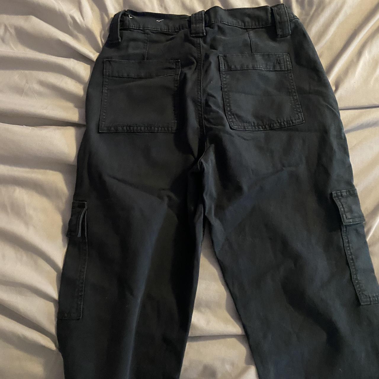 american eagle “90s” cargo style pants black never... Depop