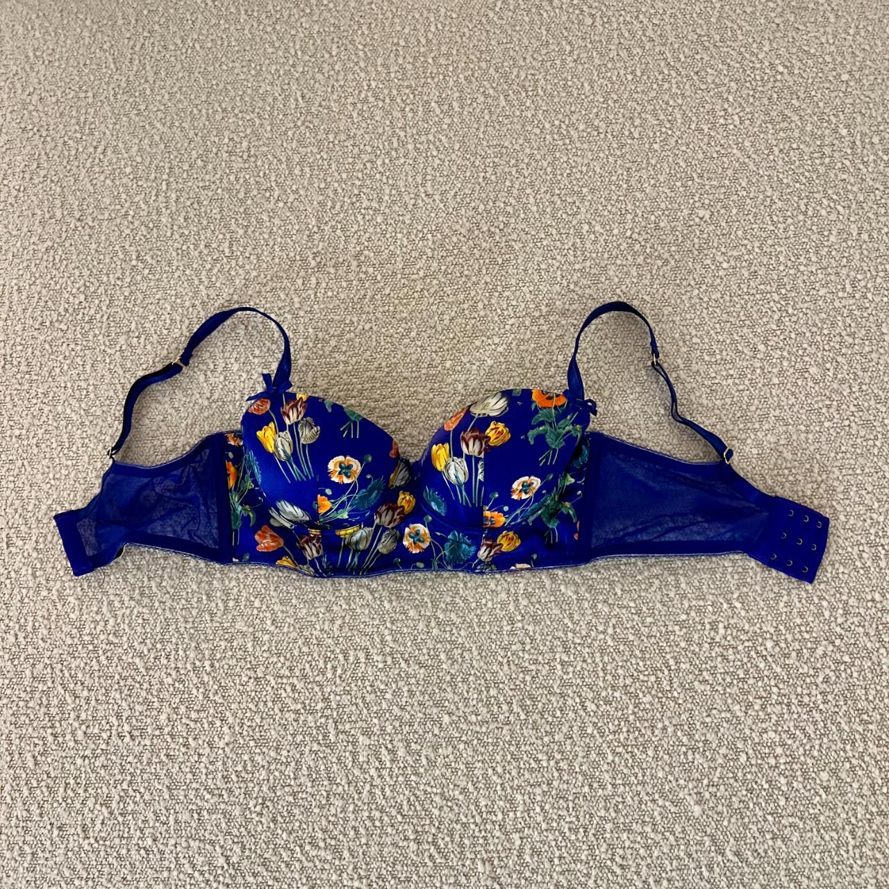 item listed by chateaudaniela