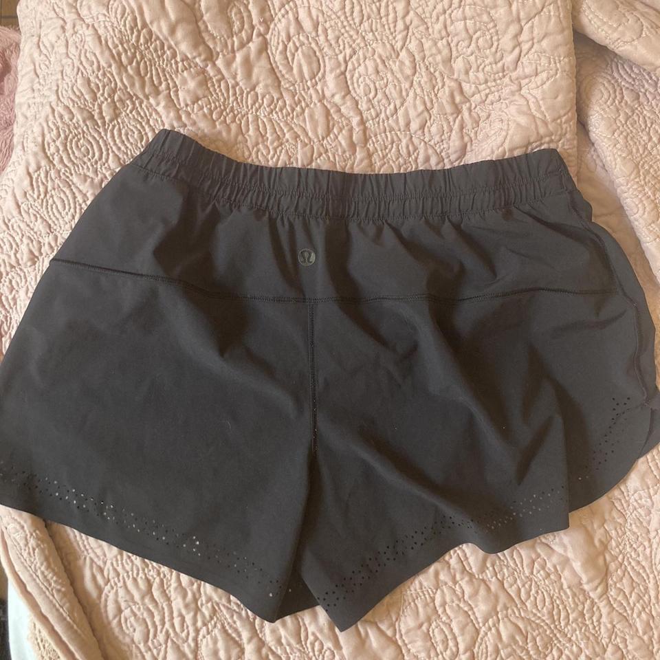 Lululemon Mid-rise speed up shorts 4 inch inseam. - Depop