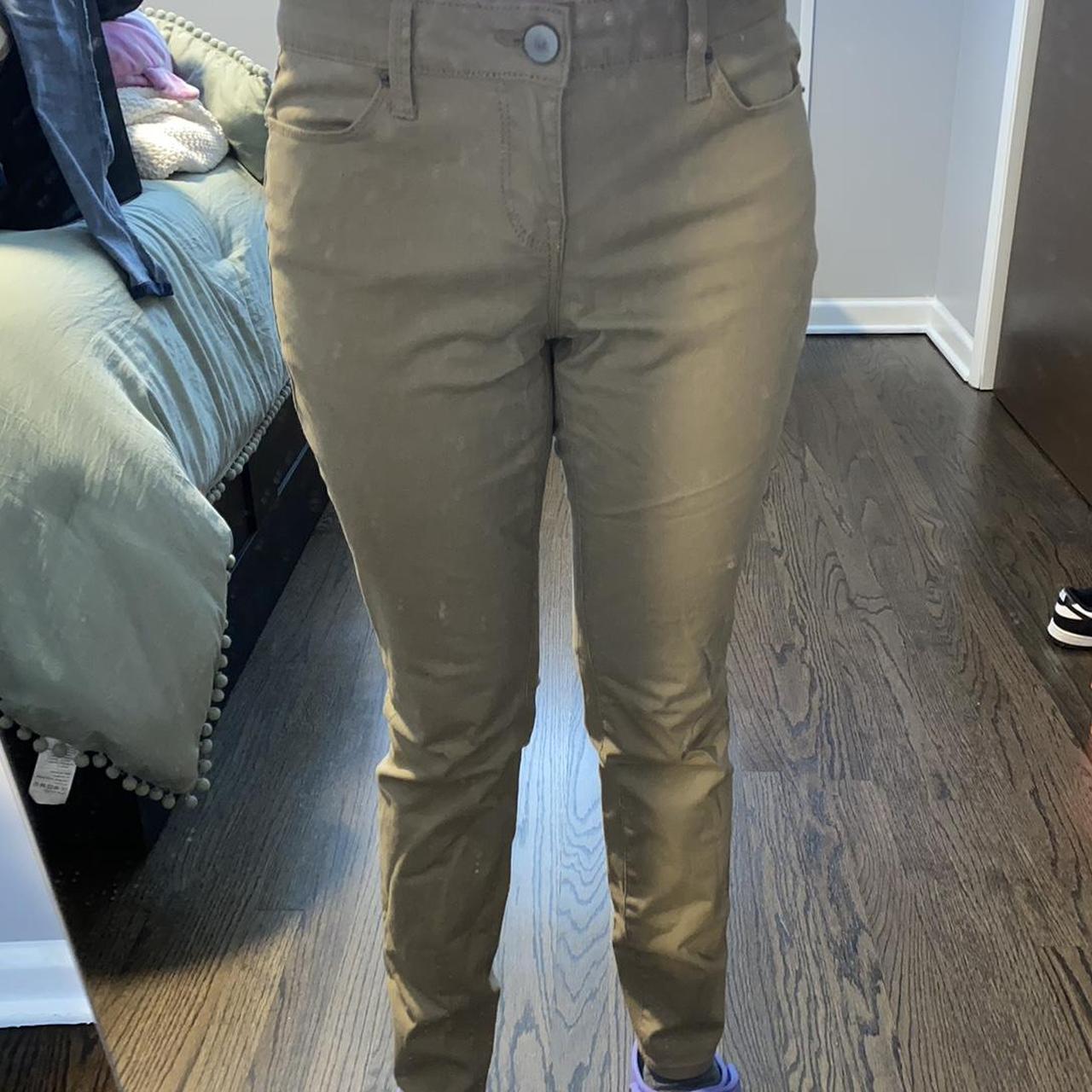 Walmart's No Boundaries skinny khaki jeans (Pls note - Depop