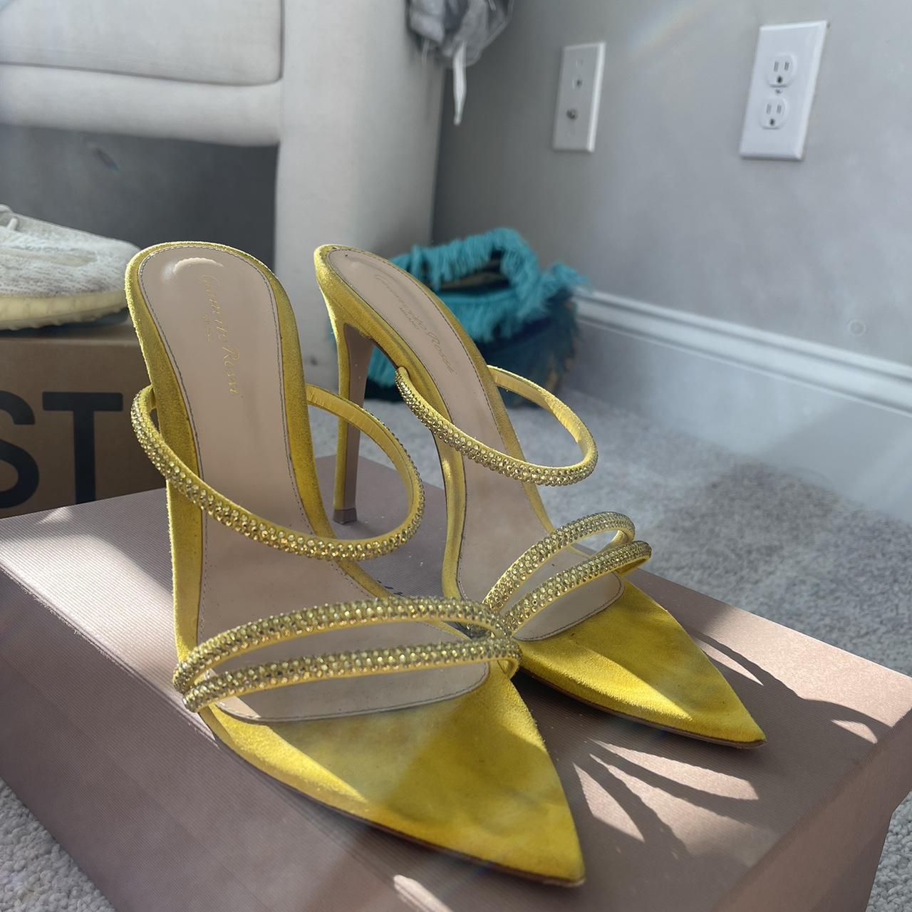 Gianvito Rossi Cannes 105mm suede sandals in size 40... - Depop