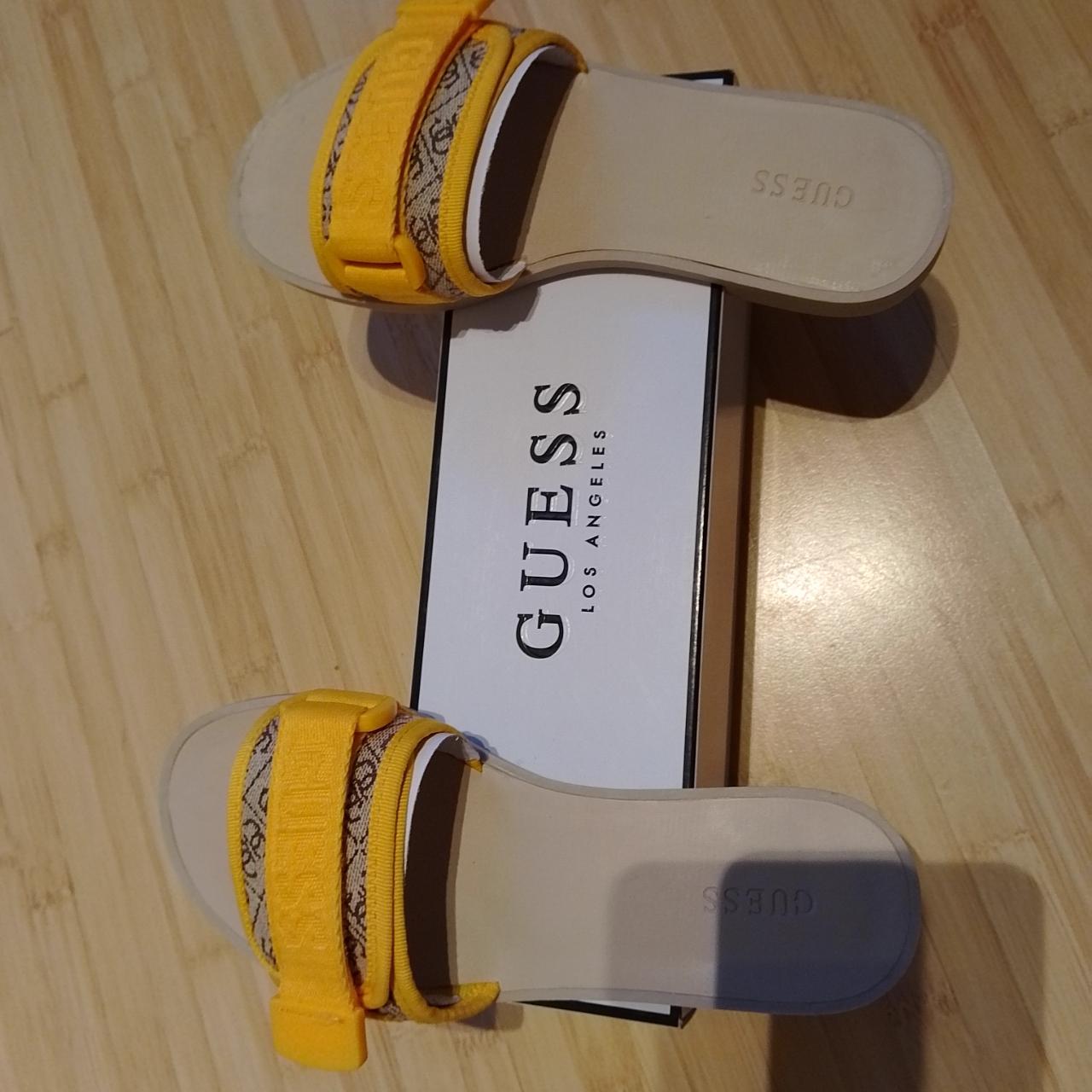 Guess flat best sale sandals uk