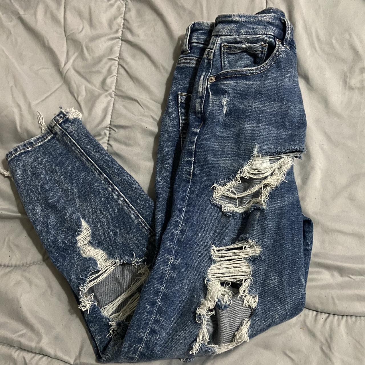 American Eagle Curvy Mom Jeans Size 00 X Short Depop