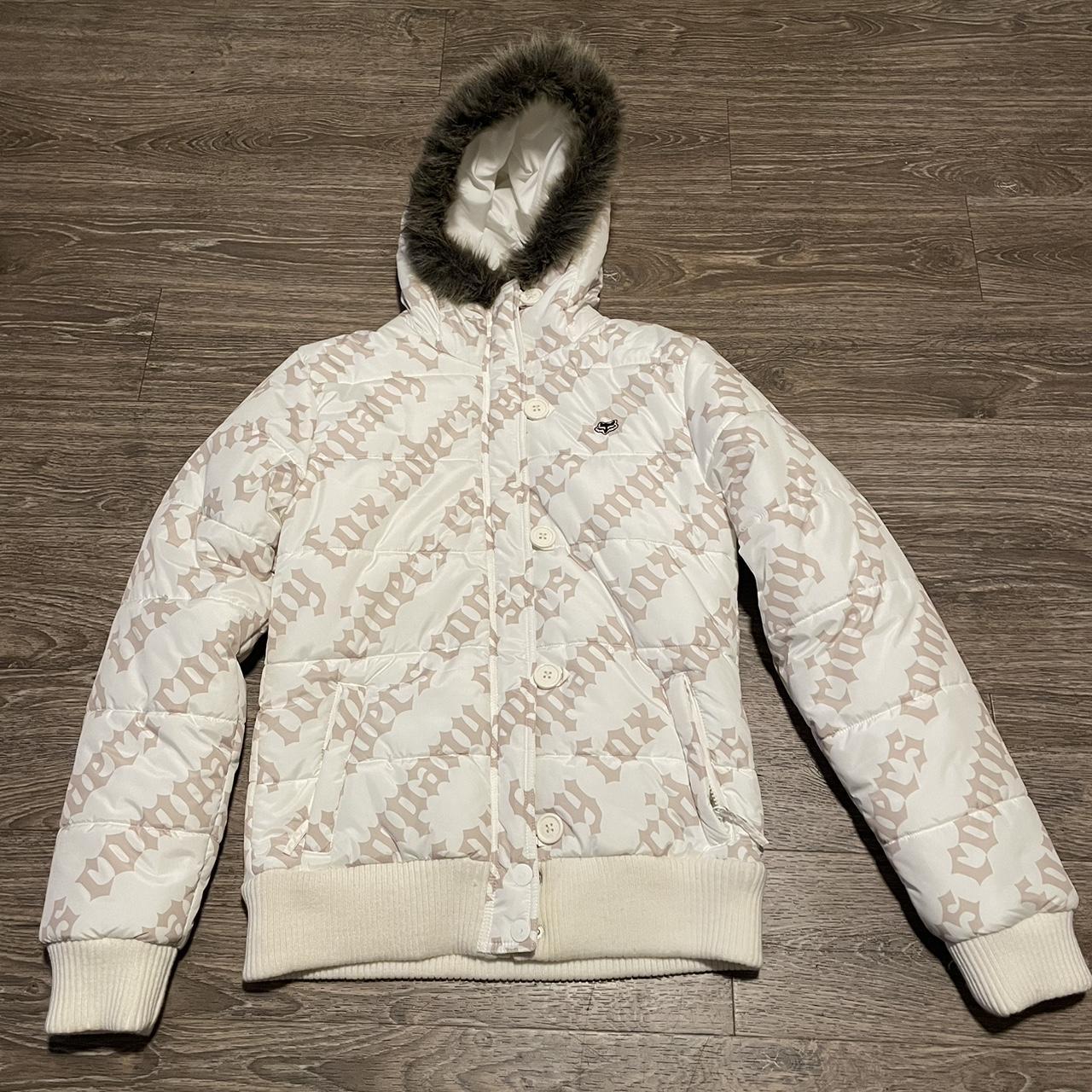 Fox women's puffer jacket Cute for the winter ☺️ Depop