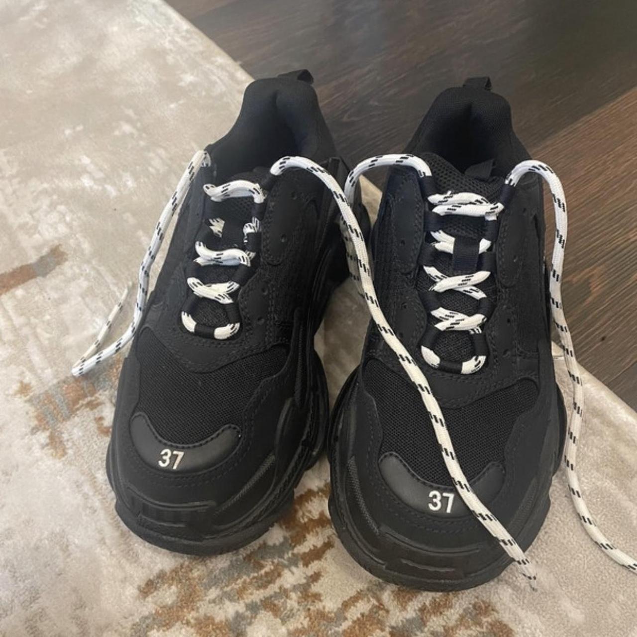 Balenciaga triple clearance s depop