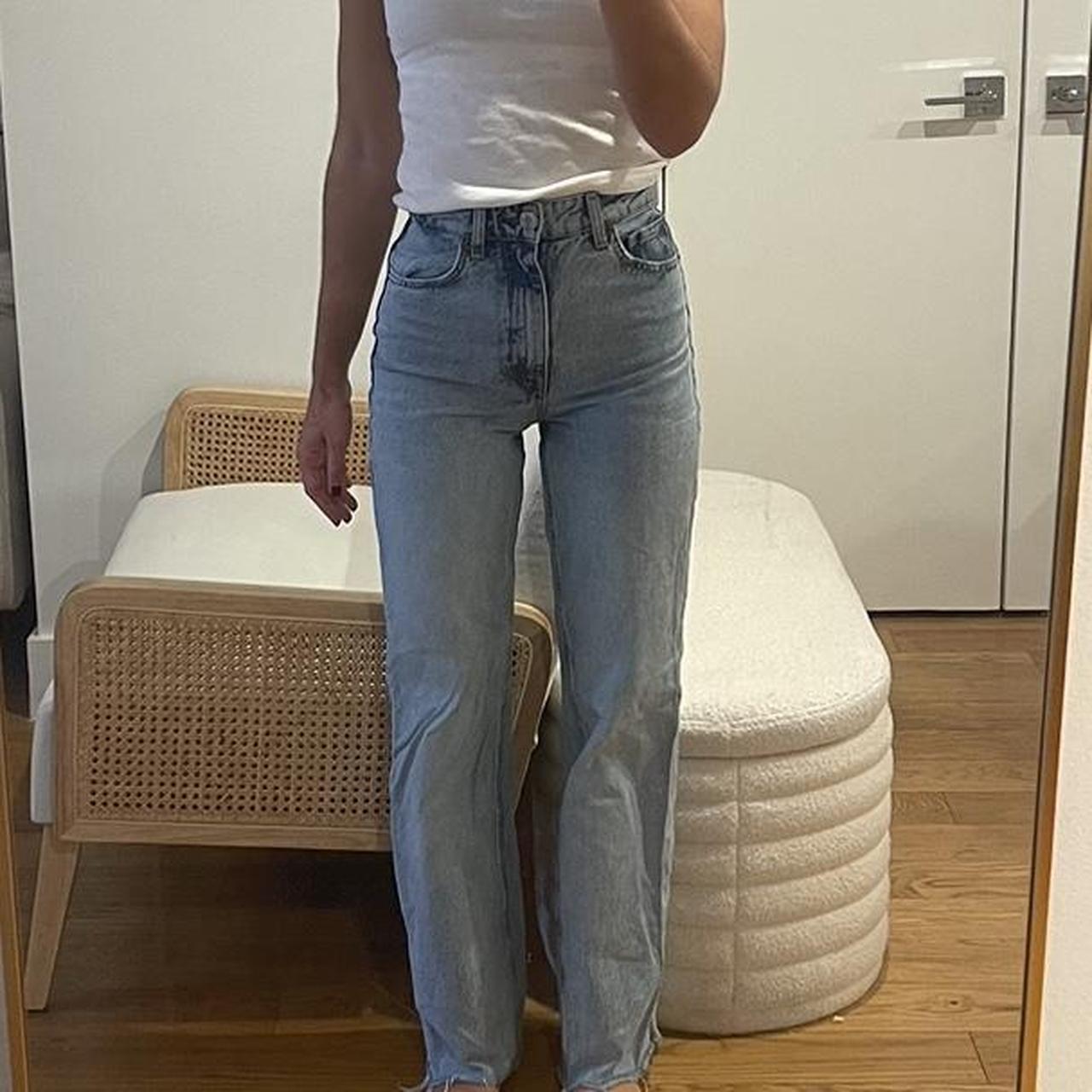 High-wasted wide leg Zara jeans. They’re too small