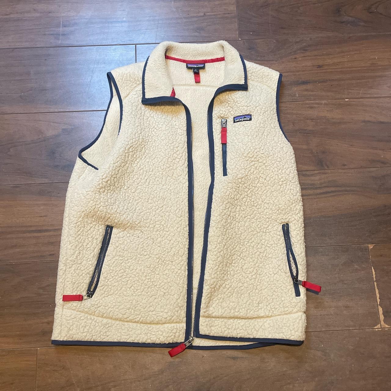 Patagonia - cream / beige - retro pile Sherpa fleece... - Depop