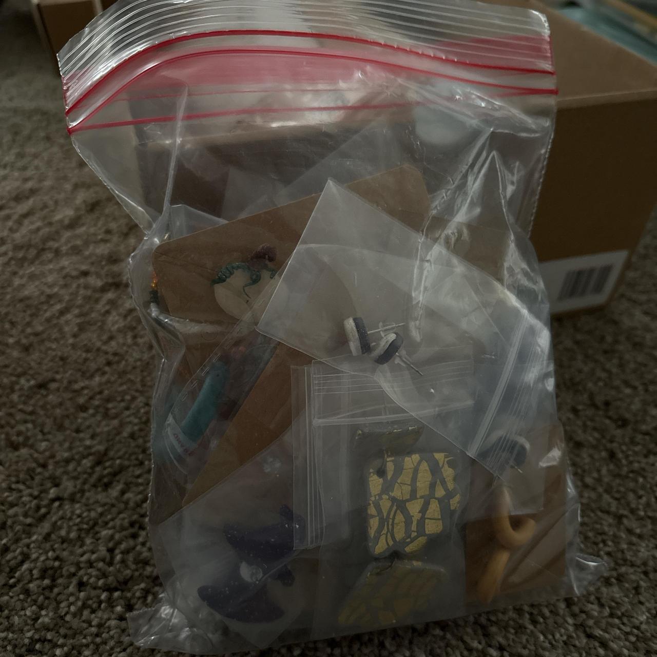item listed by avaotes