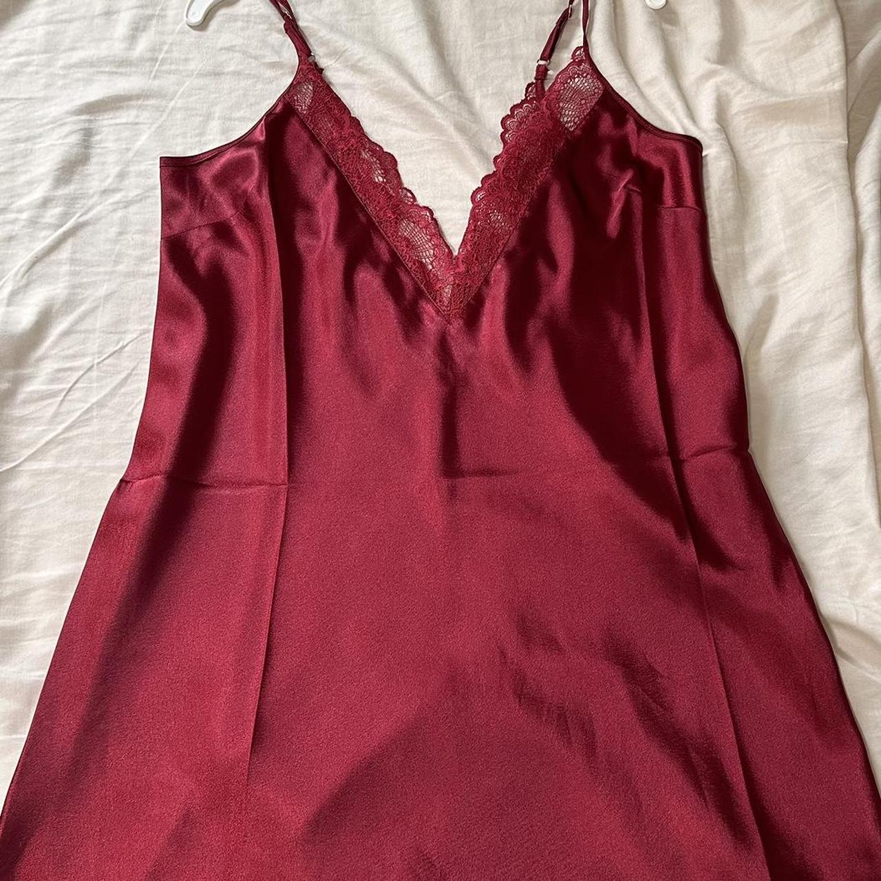 Fabletics Thrive 2-Piece Outfit Size L Deep Red - Depop