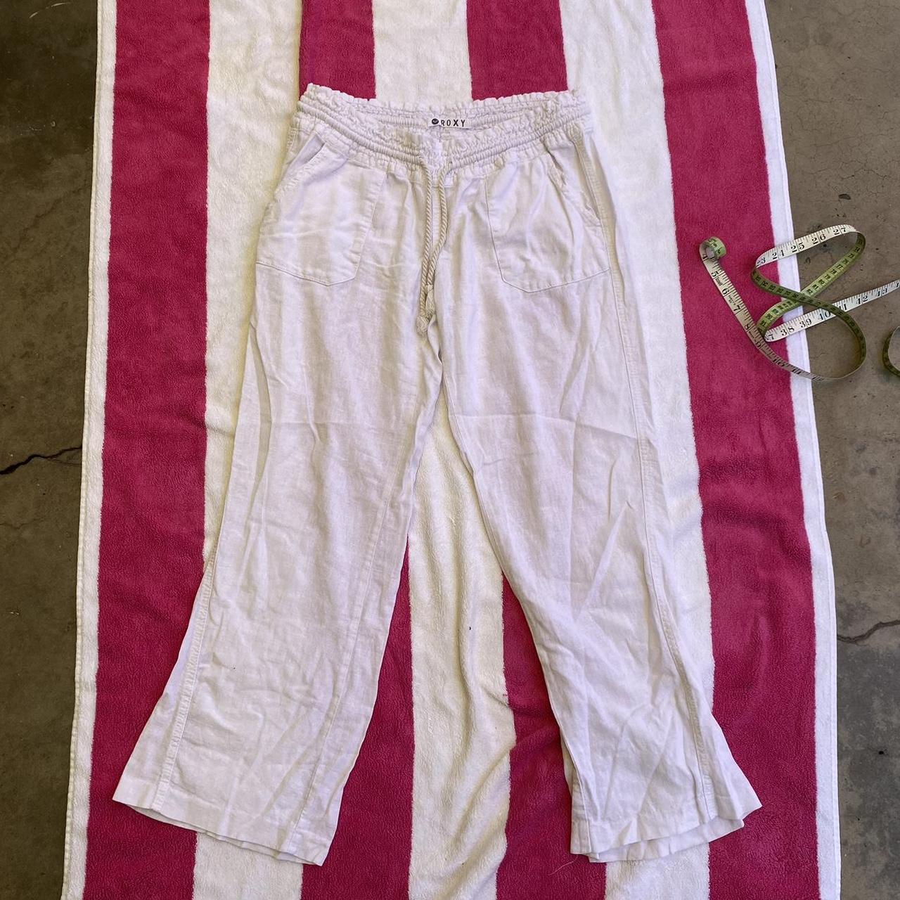 Roxy low waisted linen pants perfect for the beach... - Depop